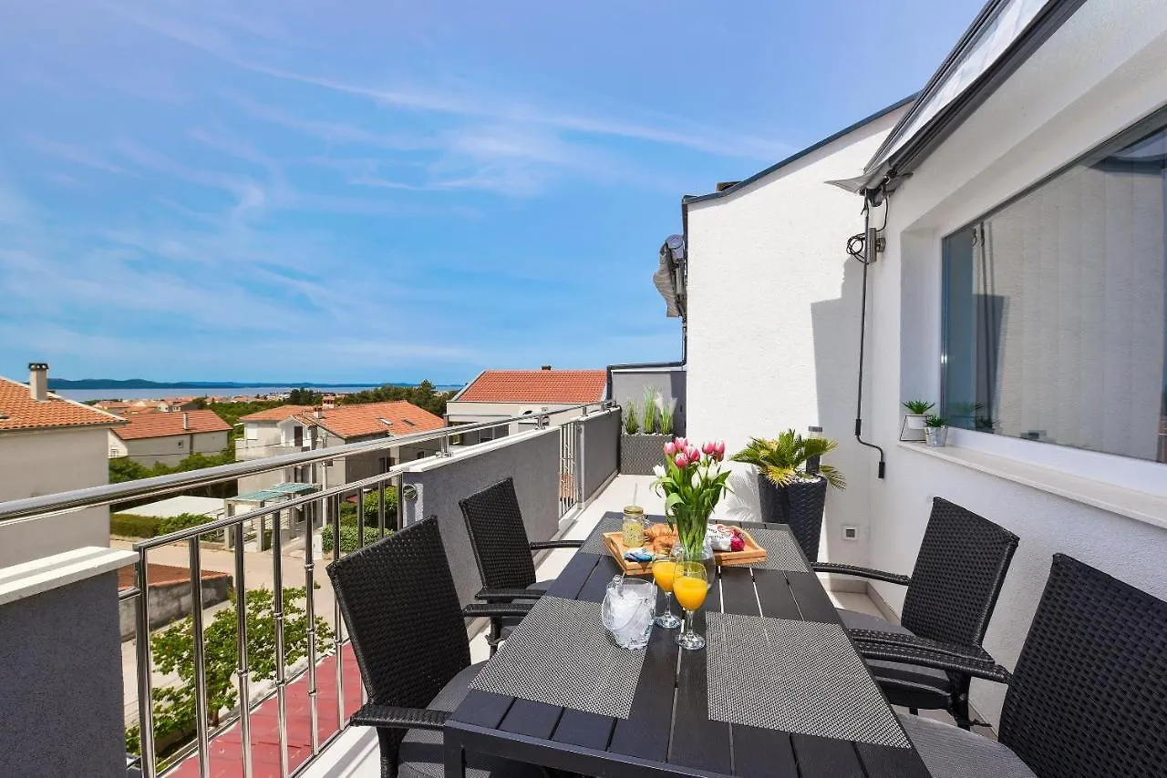 Gasthof Deluxe Apartman Korina & Ramona Zadar