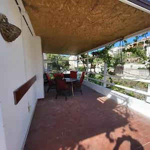 apartment-bunjo.hotels-in-trogir.com/