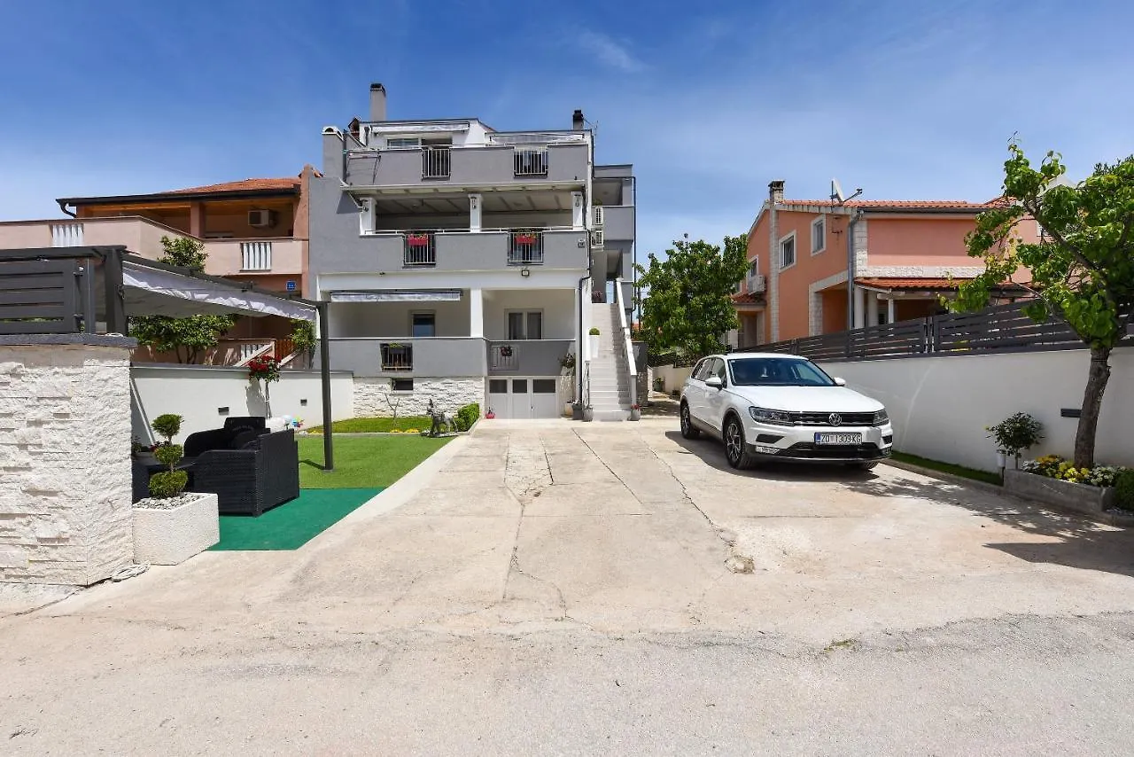 *** Maison d'hôtes Deluxe Apartman Korina&Ramona Zadar Croatie