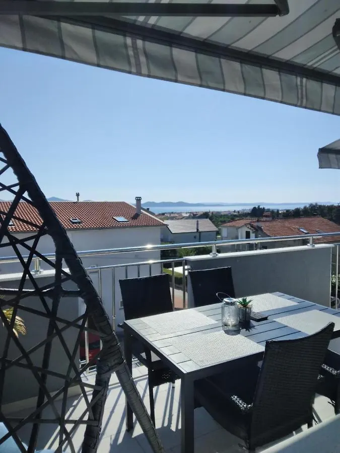 Deluxe Apartman Korina&Ramona Zadar 3*,